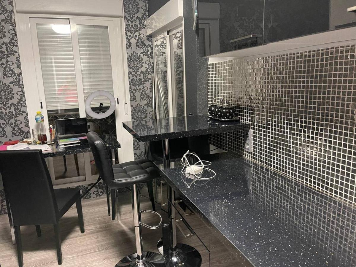 Luxury Room En Madrid Luaran gambar