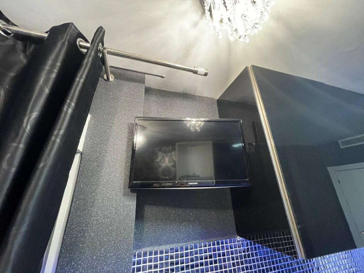 Luxury Room En Madrid Luaran gambar