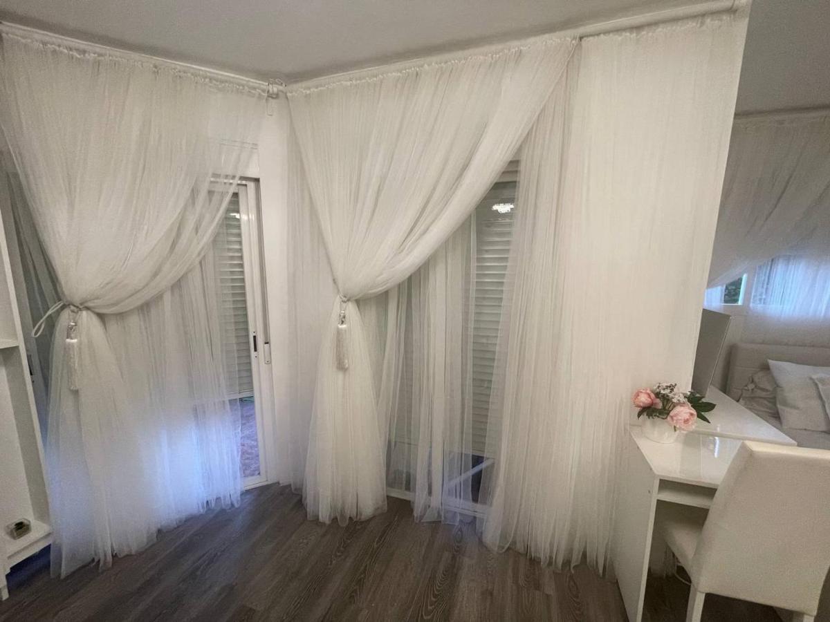 Luxury Room En Madrid Luaran gambar