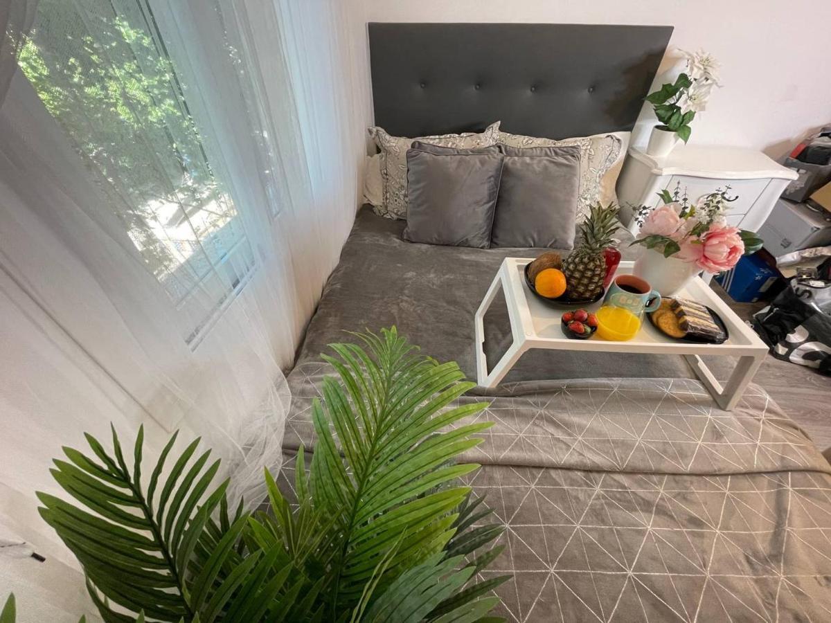 Luxury Room En Madrid Luaran gambar
