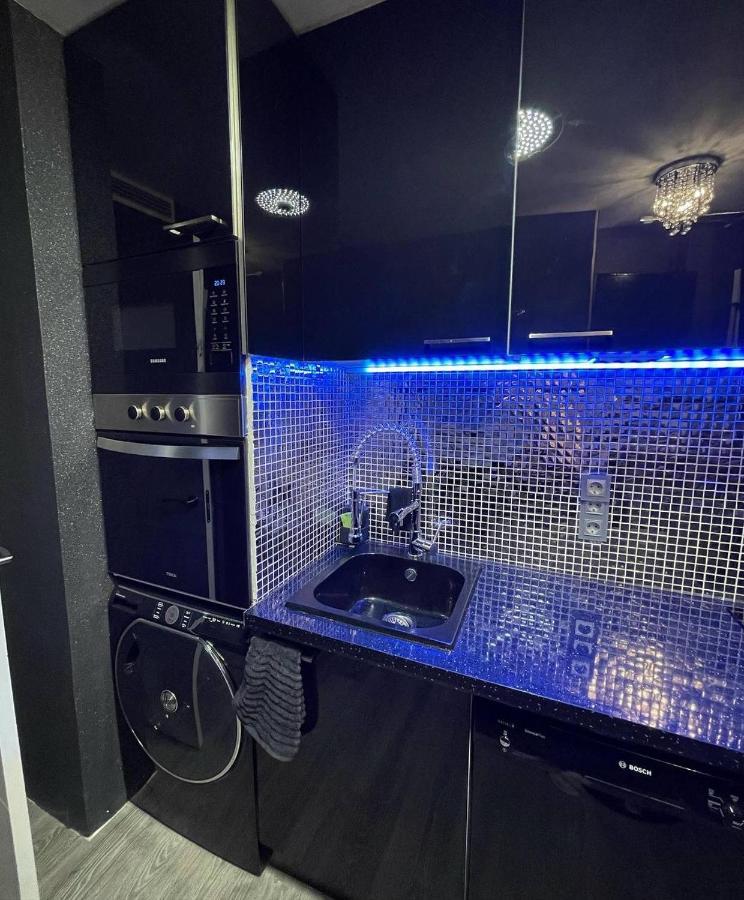 Luxury Room En Madrid Luaran gambar